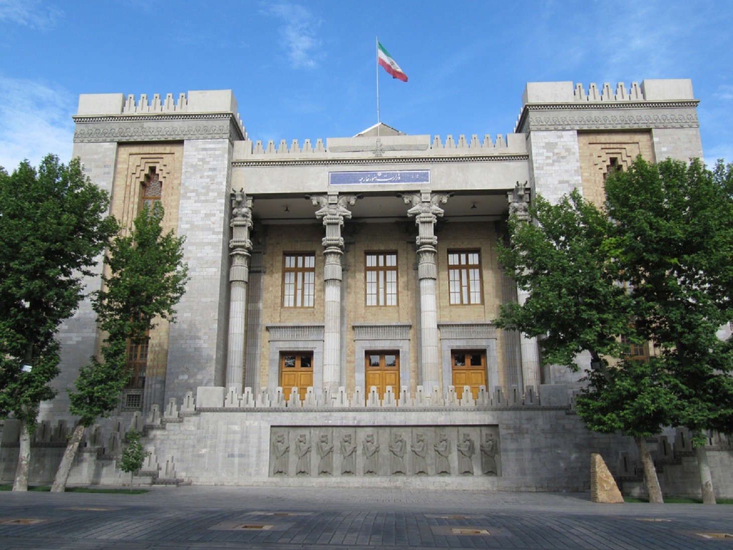 ministry_of_foreign_affairs_building_in_tehran