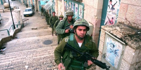 IDF SOLDIERS IN BEIT LEHEM, DURING OPERATION "DEFENCE SHIELD" FOR ELIMINATION OF PALESTINIAN TERROR.