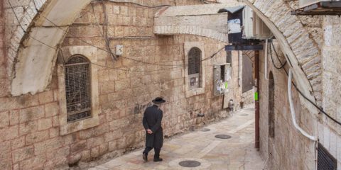 Orthodox Jews, Mea Shearim quarter, Jerusalem