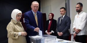 Erdogan voting