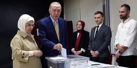 Erdogan voting