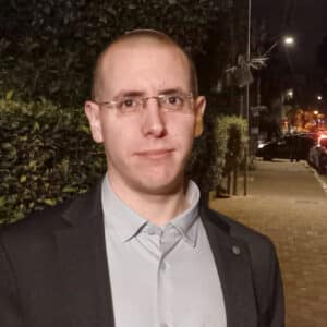 תמונה של ד״ר אריאל אדמוני