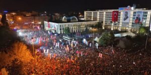 Thousands Rally Against Istanbul Mayor s Detention